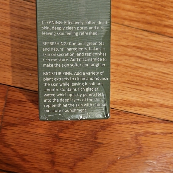 Elaimei Green Mask fir Pil & Ores, NWT - Picture 3 of 4